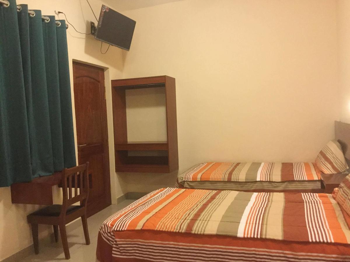 Tariri Hotel 普卡尔帕 外观 照片