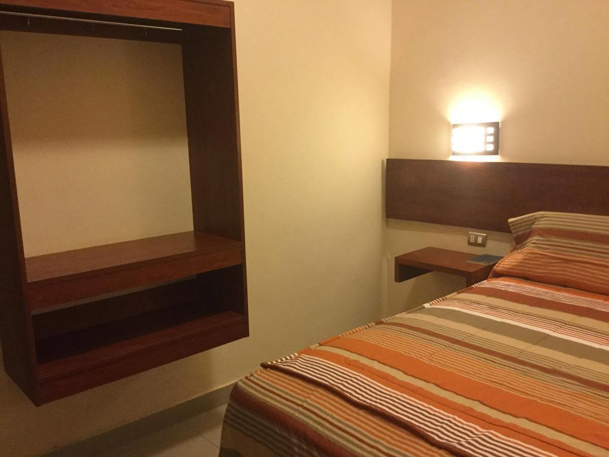 Tariri Hotel 普卡尔帕 外观 照片