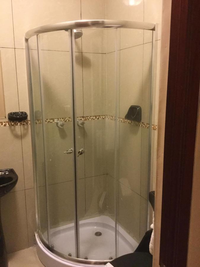 Tariri Hotel 普卡尔帕 外观 照片