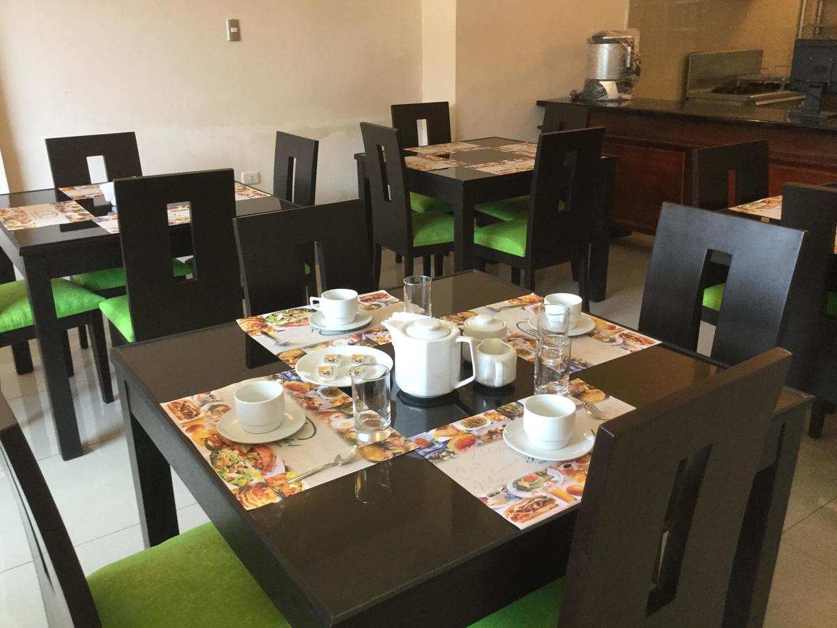 Tariri Hotel 普卡尔帕 外观 照片