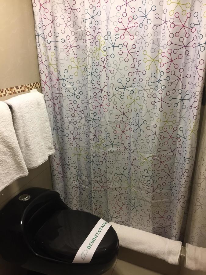 Tariri Hotel 普卡尔帕 外观 照片